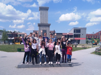 DAN PLANETE ZEMLJE Učenici očistili park u centru Ugljevika