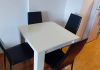 Prodajem sto i stolice