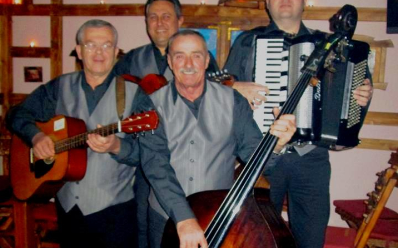 Boemi - akustični orkestar