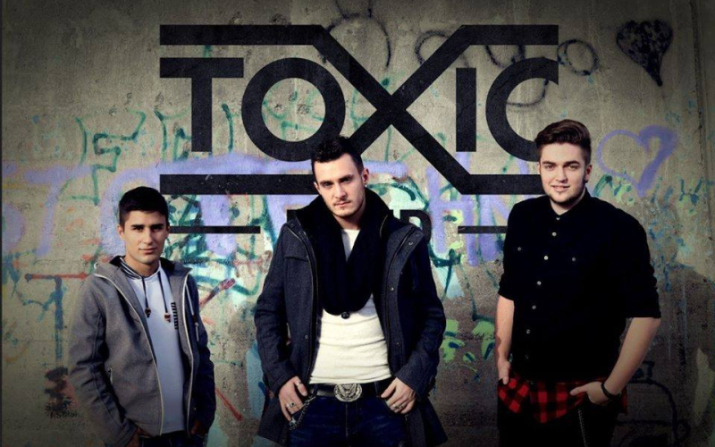 Toxic band