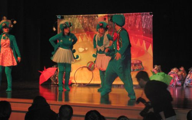 Buvlji cirkus češonja