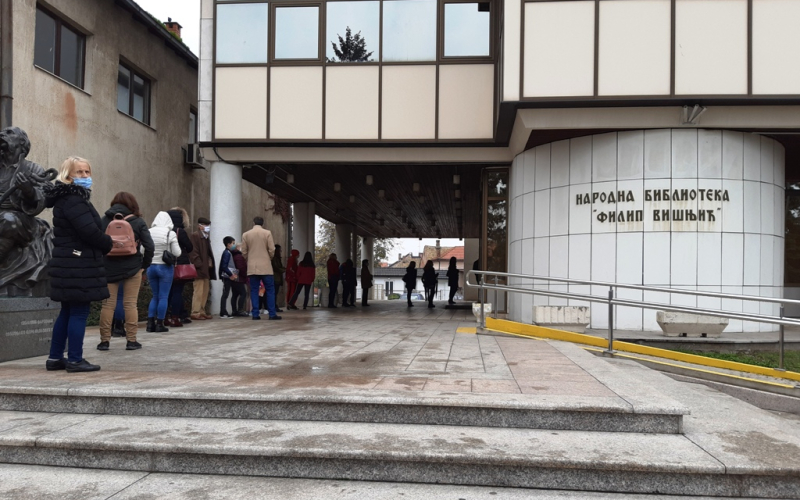 Pjesničko veče sa prijateljima