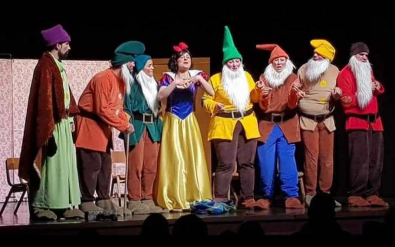 Snežana i sedam patulja