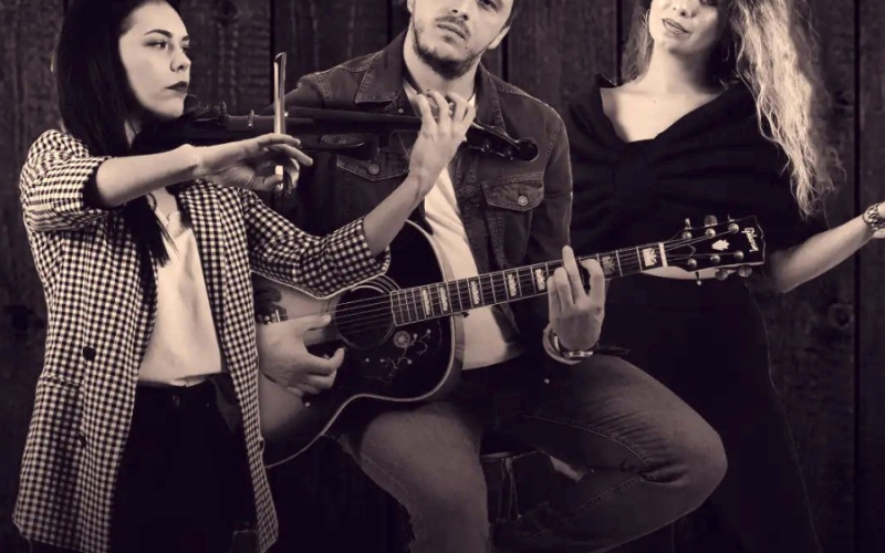 Š.T.R.A.J.K. Acoustic