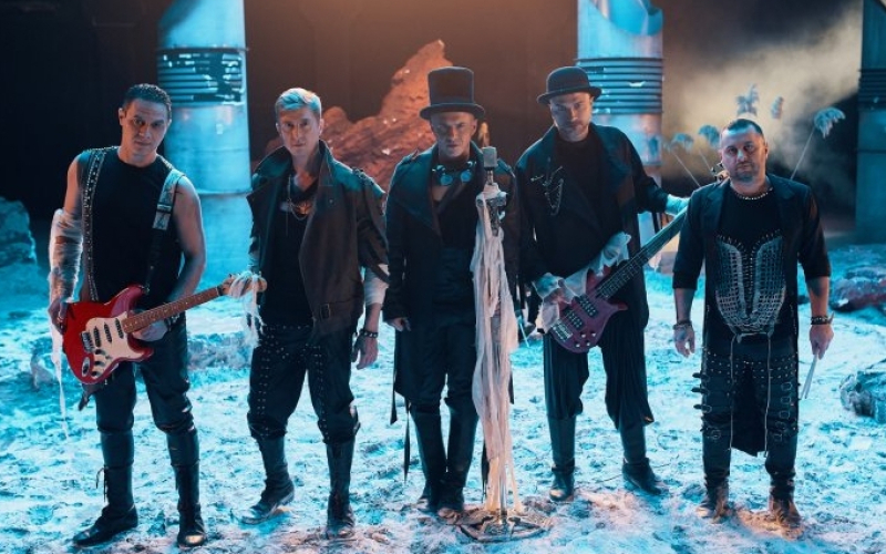 Tropico Band