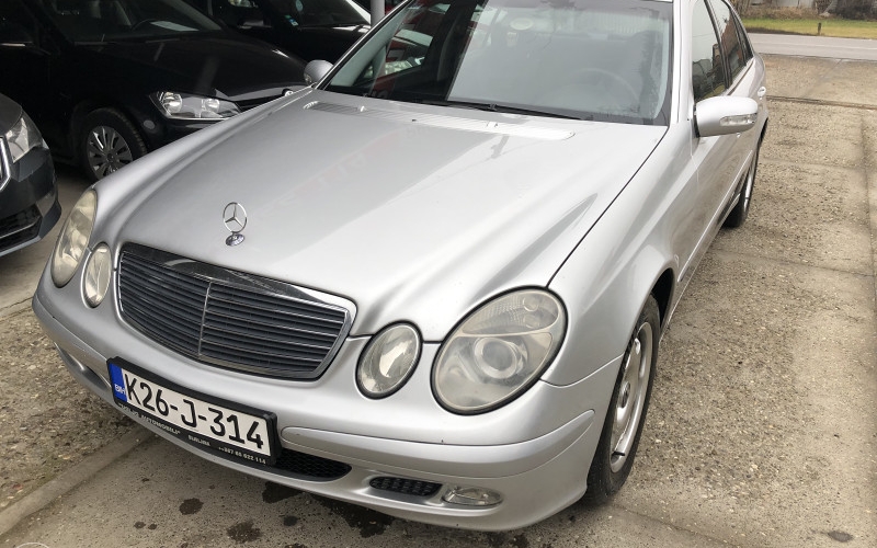 MERCEDES E220 CDI