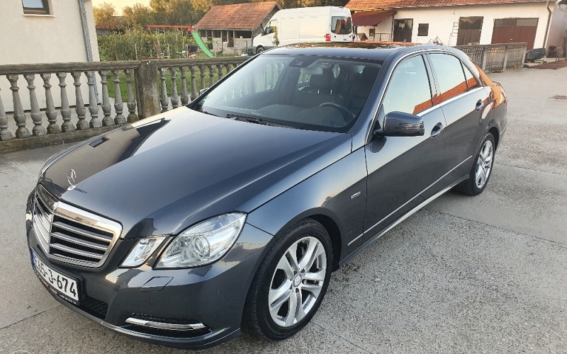 Mercedes-Benz E 250