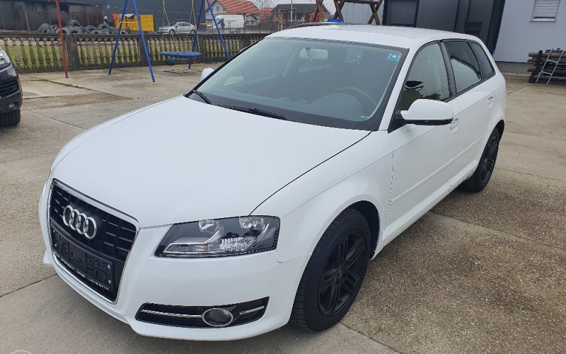 Audi A3 1.6 TDI 2013 GOD