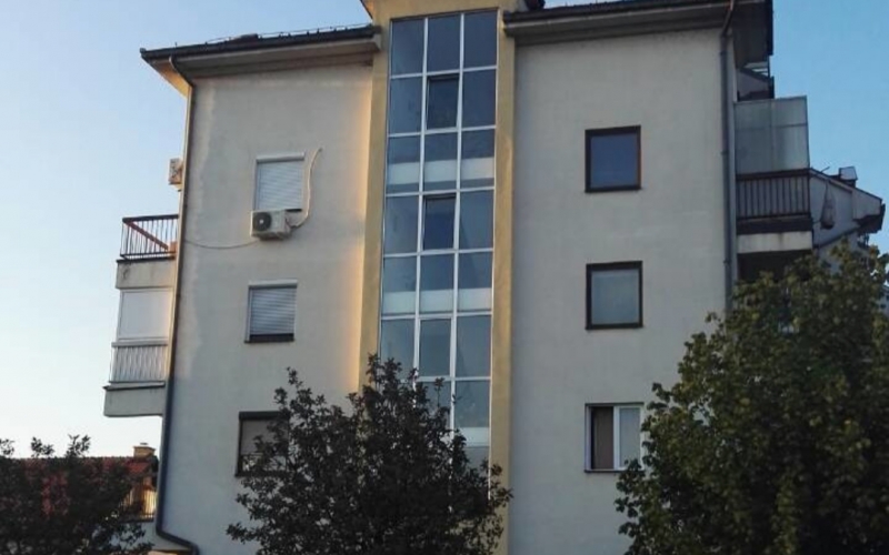 Izdajem stan u Bijeljini, 34m2  ***