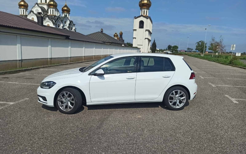 Prodajem golf 7, 2020.godiste, 1.6 tdi, 71500km presao, kupljen nov u salonu