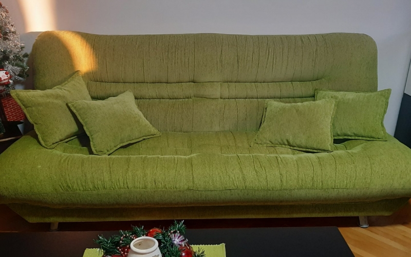 Trosjed, dvosjed i fotelja