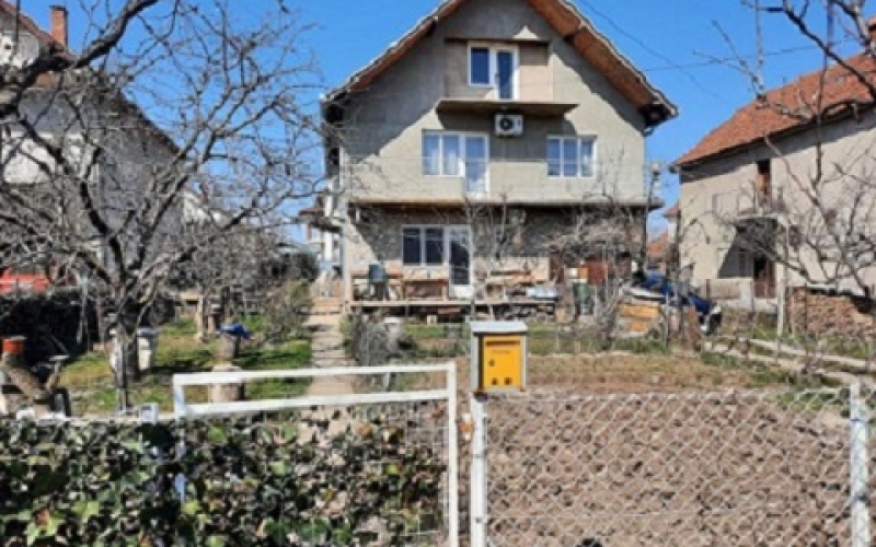 Dvoetazna kuca, Kragujevac