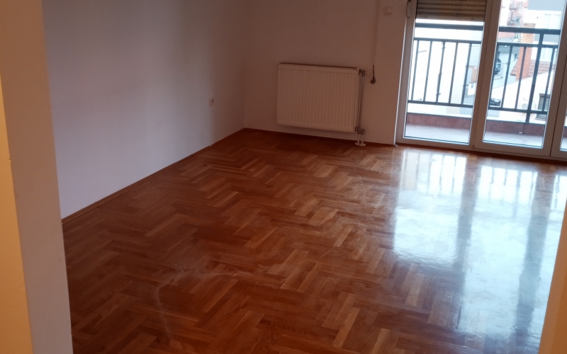 Prodajem dvosoban stan 46 m2 u Bijeljini