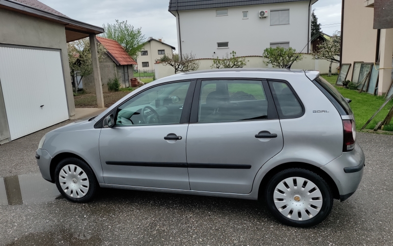 Polo 2006 god. Benz 1,2 + plin