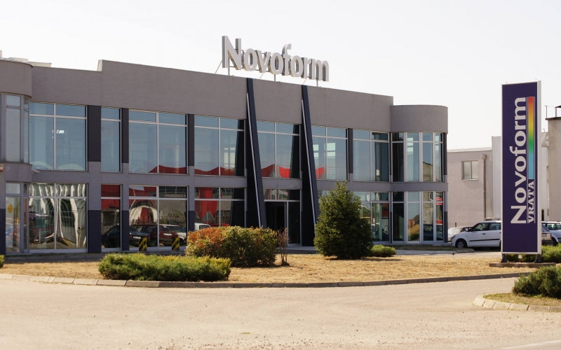 Pomoćni radnici - DOO "NOVOFORM" BIJELjINA