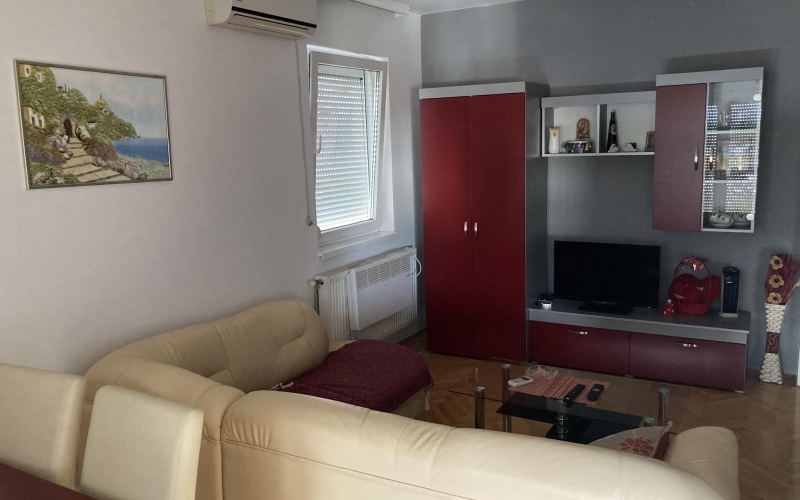 Stan u centru Bijeljine 40m2
