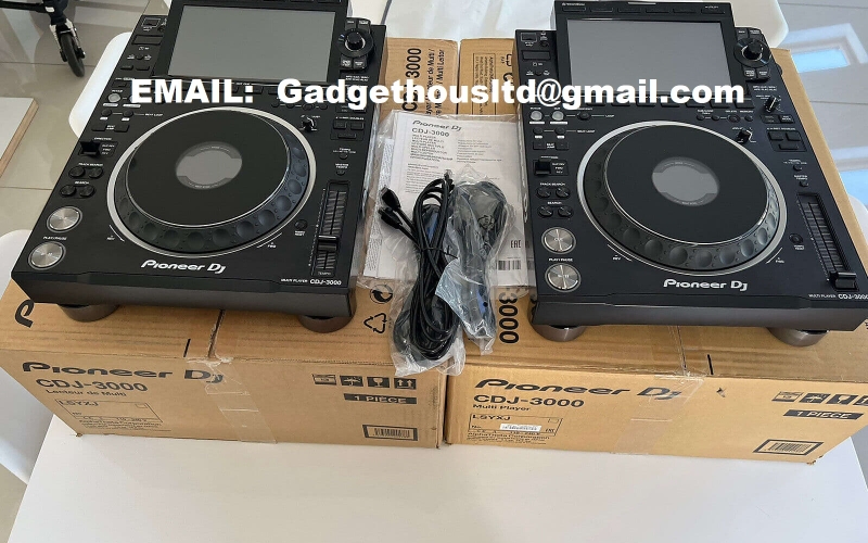 Pioneer CDJ-3000 Multi-Player / Pioneer DJM-A9 DJ Mixer / Pioneer  DJM-V10-LF