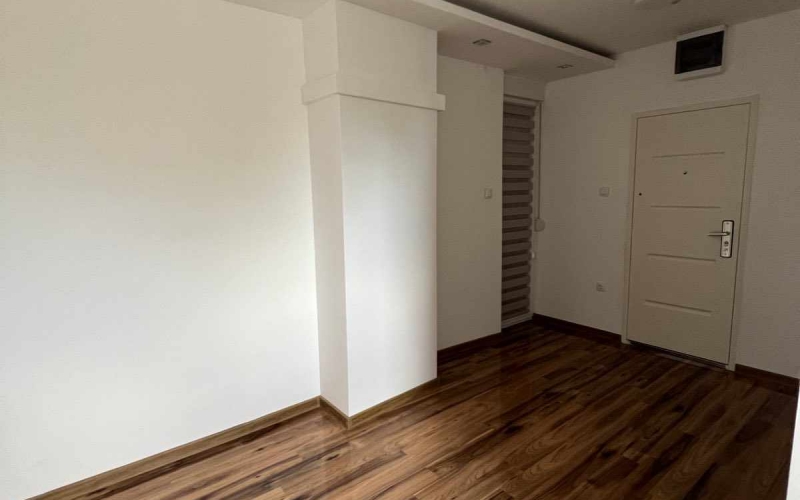 prodajem jednosoban stan 36m2 u Novom Sadu