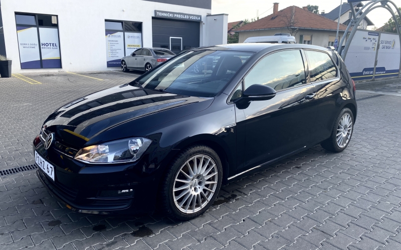 GOLF VII 1.6 TDI BLUEMOTION ! TEK UVEZEN 2015 GODIŠTE