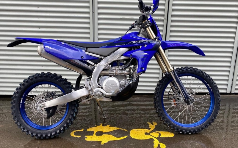 2023 YAMAHA YZ450FX Dirtbike