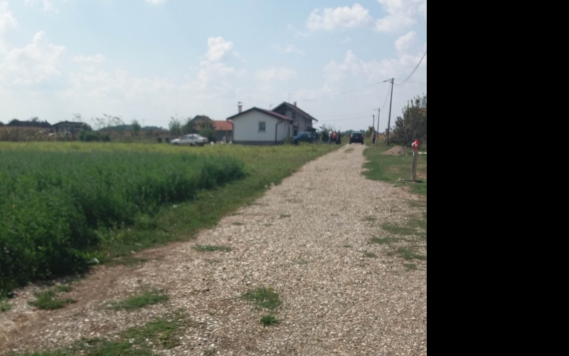 Prodajem plac 2000m2 na putu Brodac-Dazdarevo(karin put)