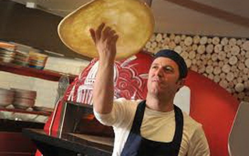 Restoranu u otvaranju na Zvezdari u ulici Milana Rakica potreban PIZZA MAJSTOR