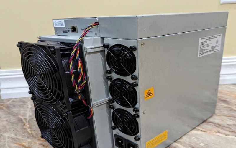 F/S: Bitmain,IceRiver KS3,iBeLink BM-KS Max Antminers