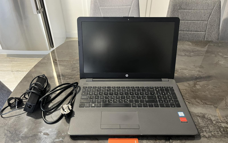Laptop HP 250 G6 Notebook PC