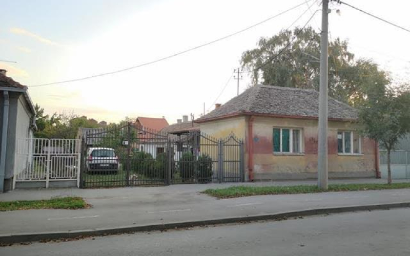 Kuća i gradjevinsko zemljište u centru Požarevca