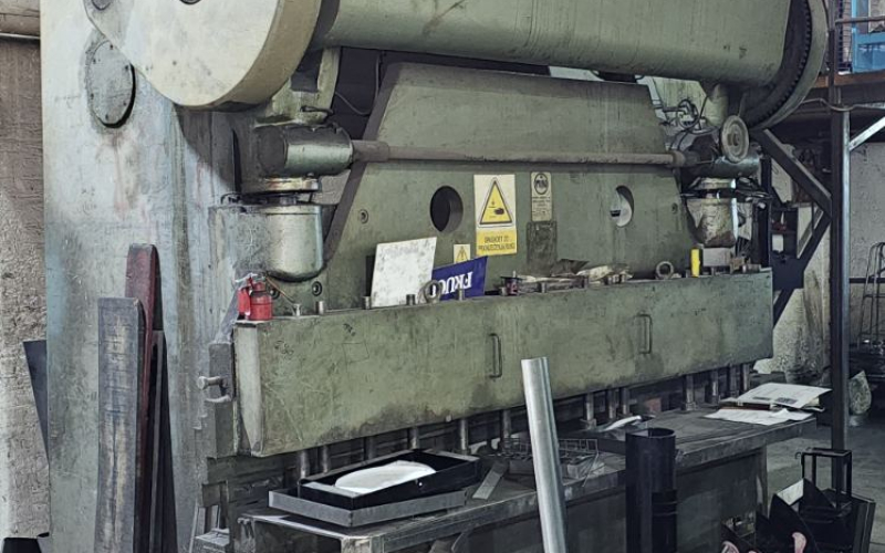 Kombinovane makaze i apkant presa 2500mm