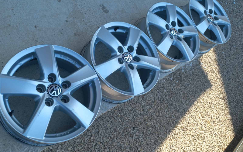 Alu felge 15 Za Golf Audi Passat Touran
