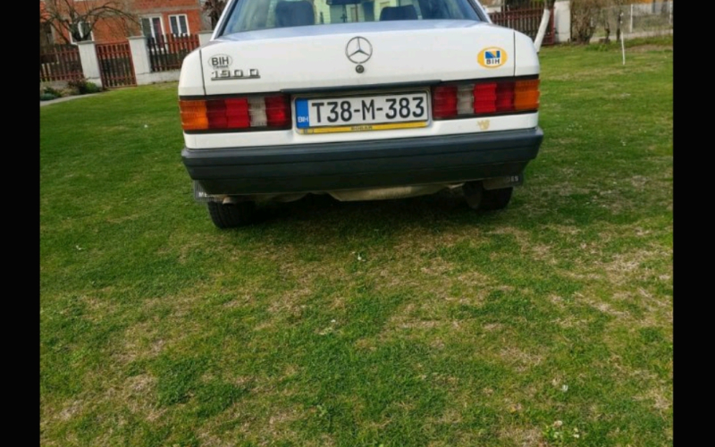 Mercedes 190
