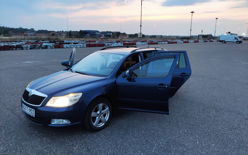 Skoda Octavia 12/2009 1.6/77kw/105ks