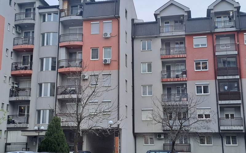 IZDAVANJE STANA