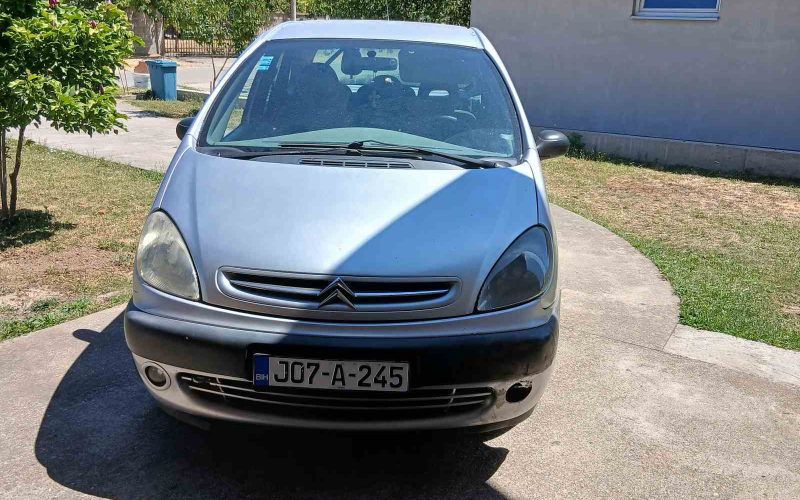 Hitno prodajem citroen xsaru ispod cjene