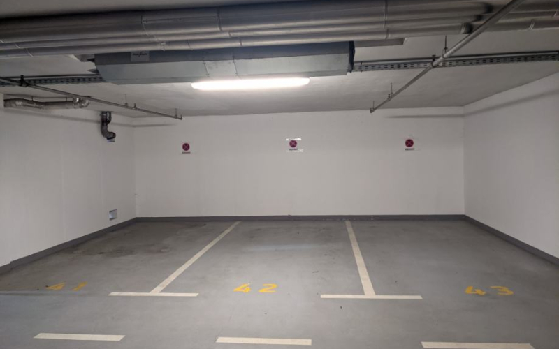 Garažno mjesto u centru Bijeljine na prodaju *Povoljno* Novogradnja*