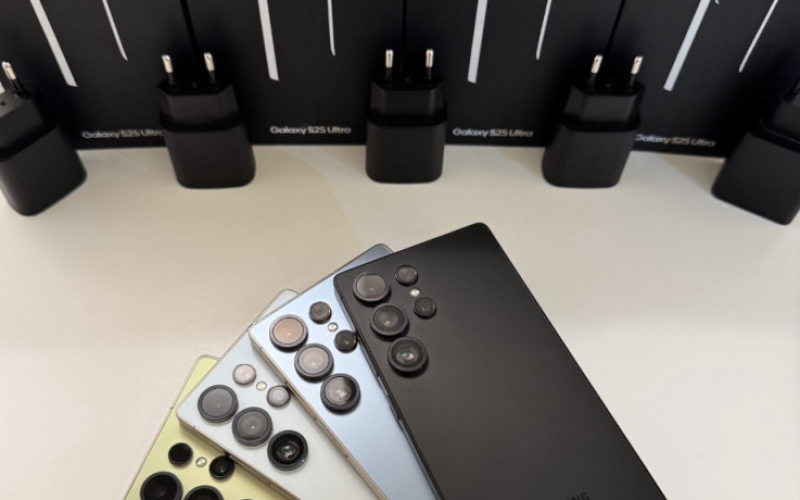 Samsung Galaxy S25 Ultra, Samsung Galaxy S25, Apple iPhone 16 Pro Max, 16 Pro