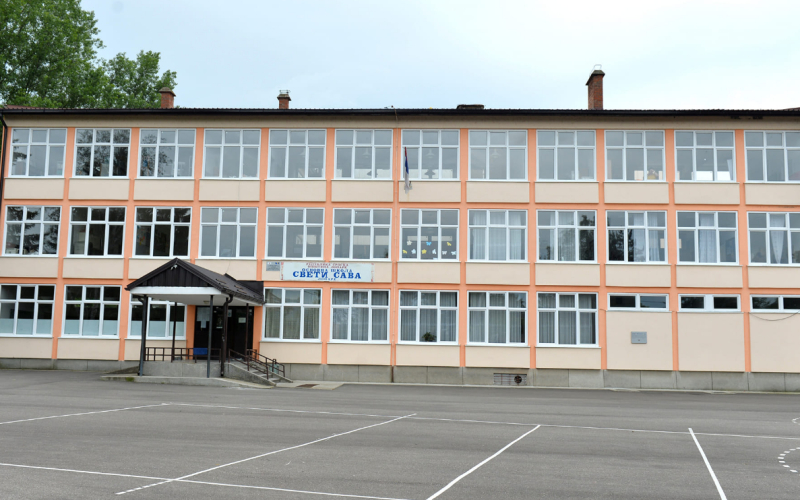Tri nastavnika - OŠ „Sveti Sava“ Lopare