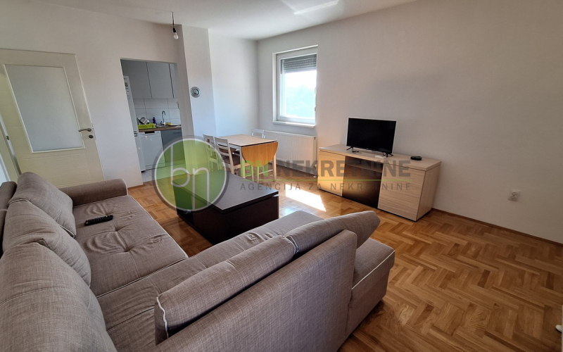 Stan 68m2 (Centar Grada) Bijeljina