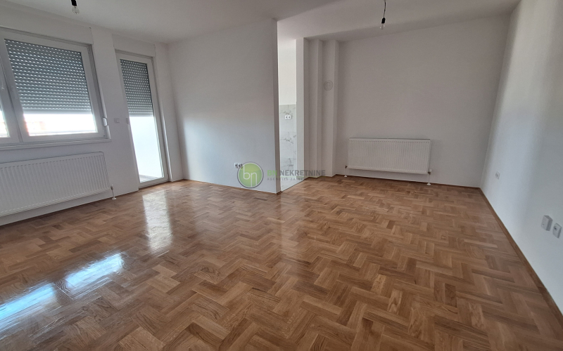 Stan 65m2 (Centar Grada) Bijeljina