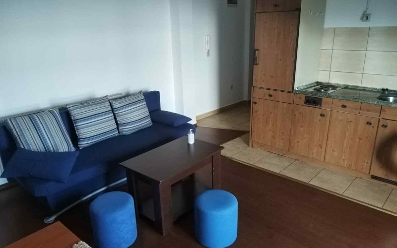 Na prodaju garsonjera 25m2 u centru grada u BN