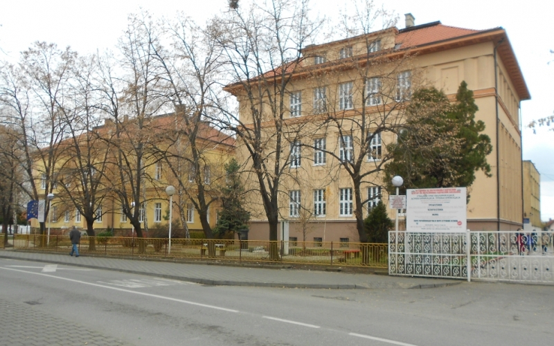 Defektolog i tri nastavnika - OŠ „Sveti Sava“  Bijeljina