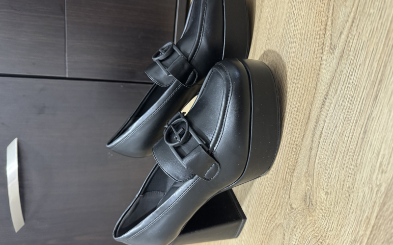 Nove Tamaris cipele-gleznjace