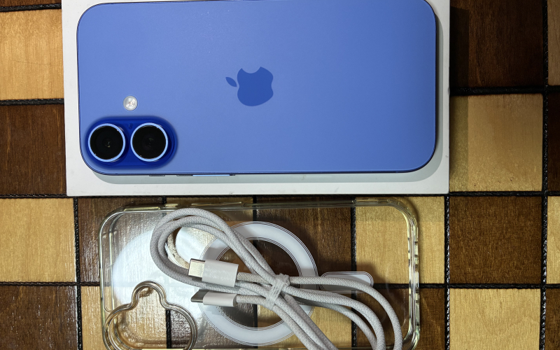 iPhone 16