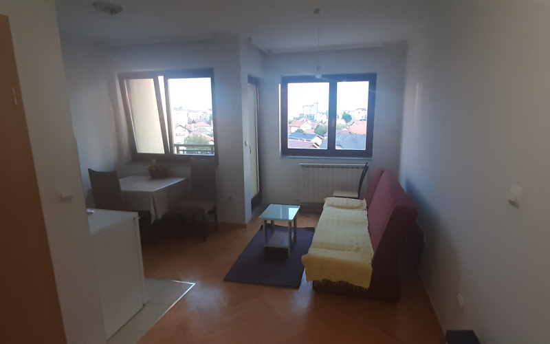 Izdajem stan u Bijeljini