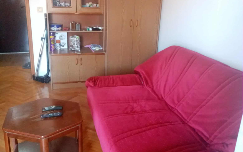 STAN 38m2 - IZDAVANJE