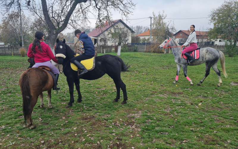 ŠKOLA JAHANJA ZA DJECU I ODRASLE