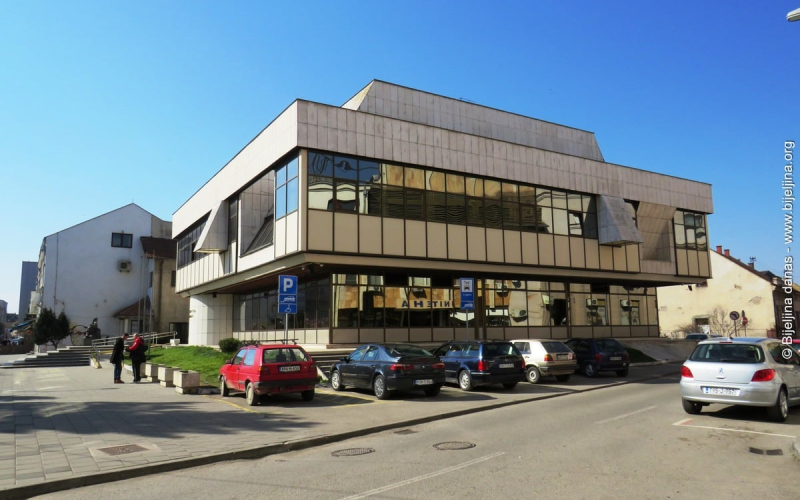 Bibliotekar/pripravnik - Biblioteka „Filip Višnjić“ Bijeljina