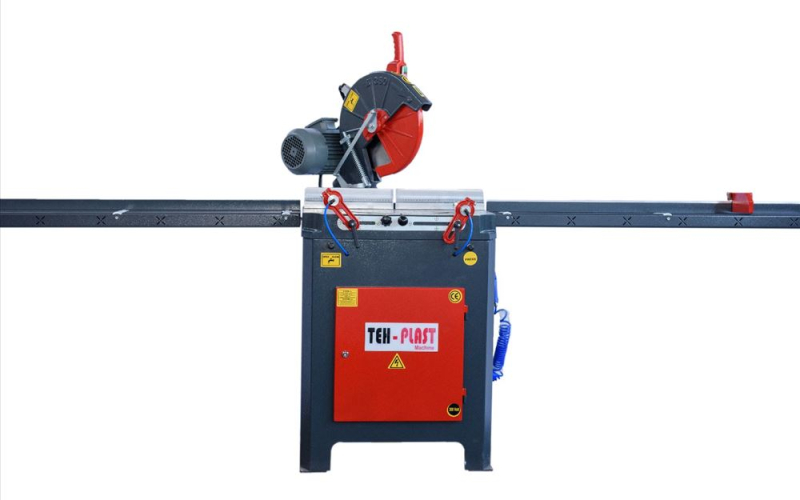 Mašina-Jednoglavi ger za PVC i ALU