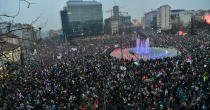 MUP Srbije: Ukupno, na svim lokacijama, 107.000 ljudi na protestu u Beogradu